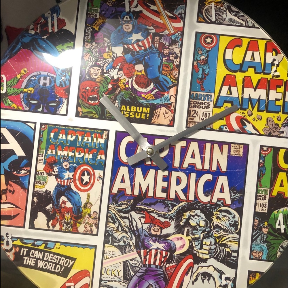 Marvels Captain America Comic Cover Clock